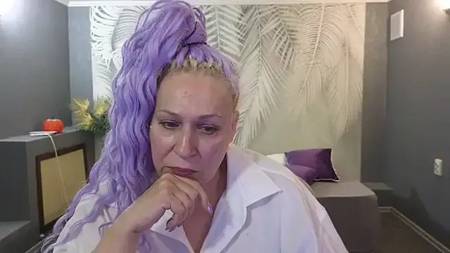 Penelope_Pinky on StripChat