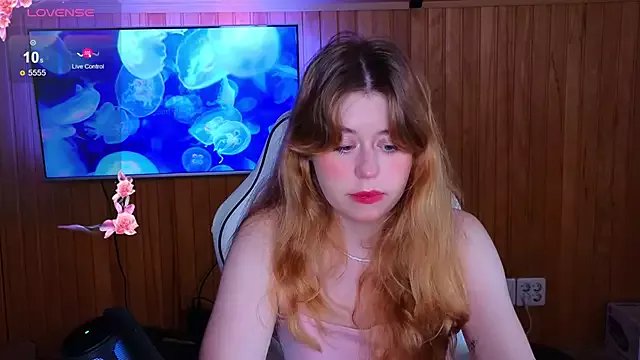 Penny_Staaar on StripChat