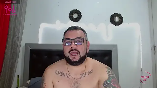 Offline perverseveteranmanxxx on StripChat