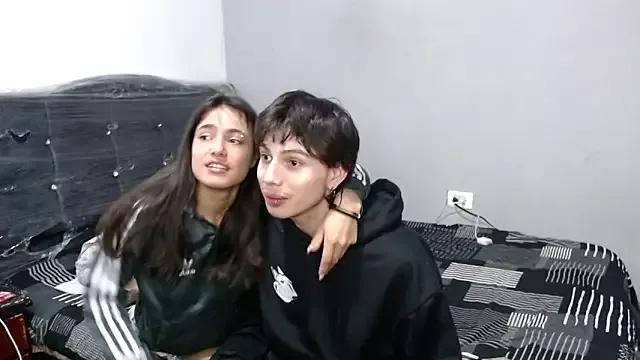 Offline pervertsteens3 on StripChat