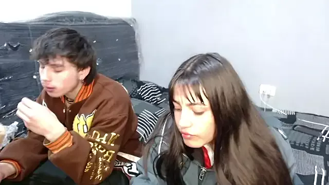 Offline pervertsteens3 on StripChat