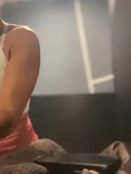 Freechat petrouchkaaa_ on StripChat