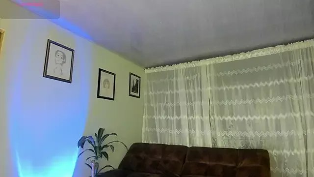 peyton_golden1 on StripChat