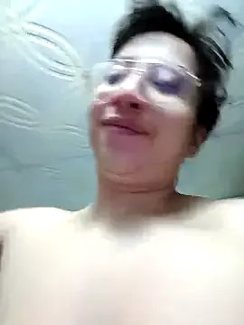 Piafisher1 on StripChat