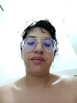 Piafisher1 on StripChat