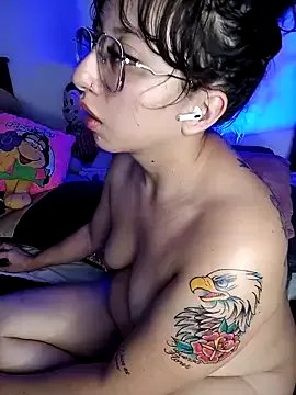Piafisher1 on StripChat
