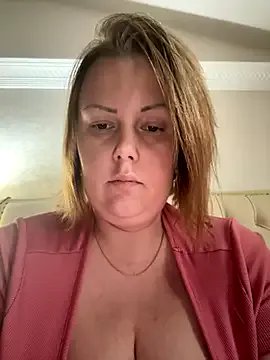 Piccolamonella29 on StripChat