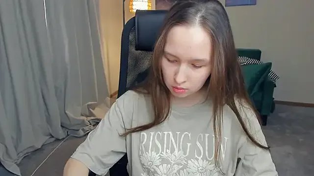 PicoFlower on StripChat