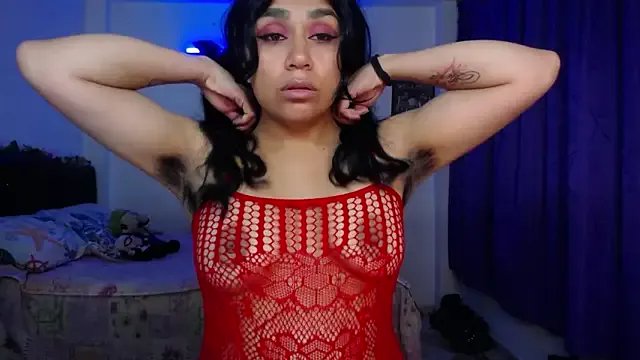 pinky_violeta on StripChat