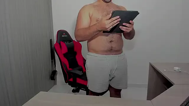 Offline PlayboyMorgan on StripChat