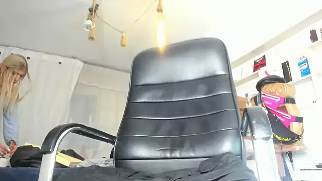 pollet_brown on StripChat 