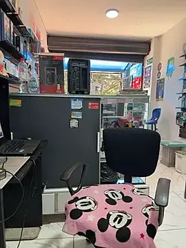 pregnant_sofii18 on StripChat