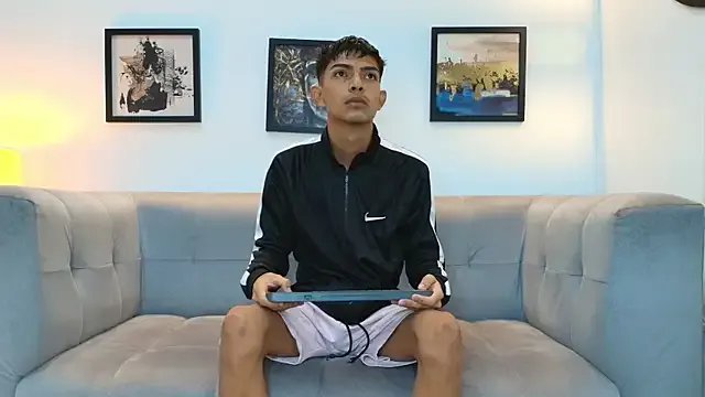 PRETTY_SEX1 on StripChat