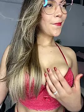 PrincessAGT on StripChat