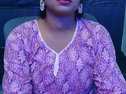 Freechat priya-kumari22 on StripChat