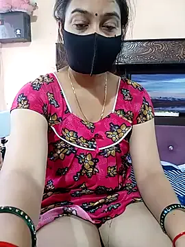 Offline Priyanka_Pal on StripChat
