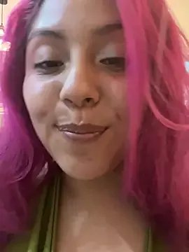 PurpleHaze17 on StripChat