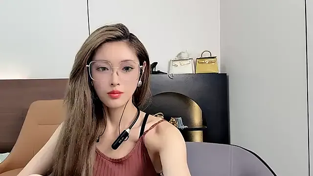 Freechat QiaoHui on StripChat