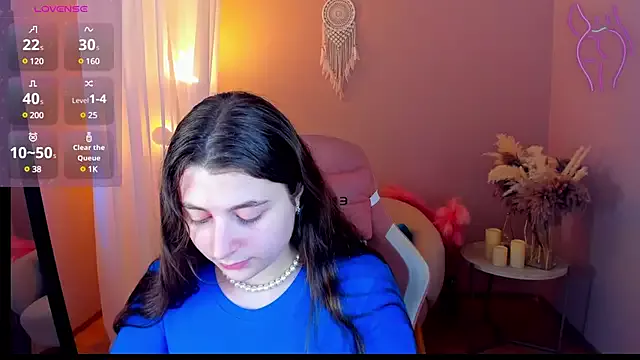 Offline Queen_Michelle_ on StripChat