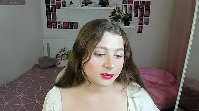 Offline Queen_Michelle_ on StripChat