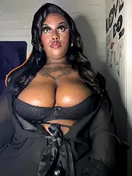 Offline QUEEN_NOBUHLE_777 on StripChat