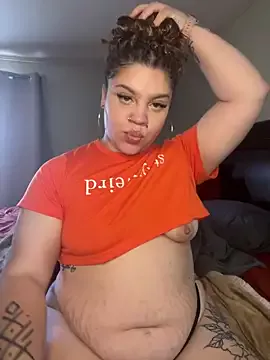 Offline QueenNuttCollector on StripChat