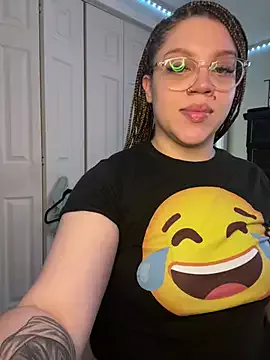 Offline QueenNuttCollector on StripChat