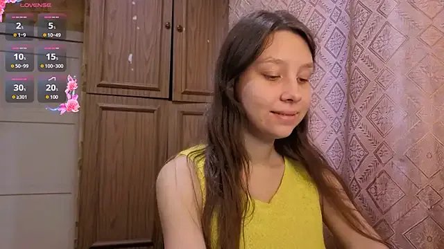 QutieDaSweet on StripChat