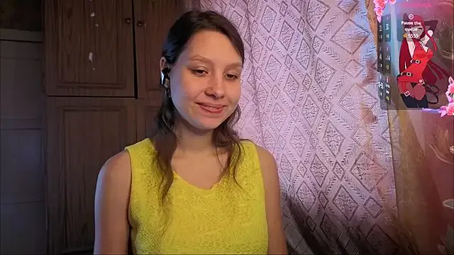 QutieDaSweet on StripChat