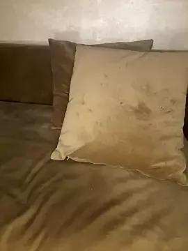 RachaCharmouta on StripChat