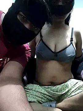 rani_coupleee on StripChat
