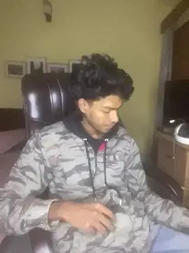 RavenKisses on StripChat