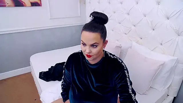 RavishingJenna on StripChat