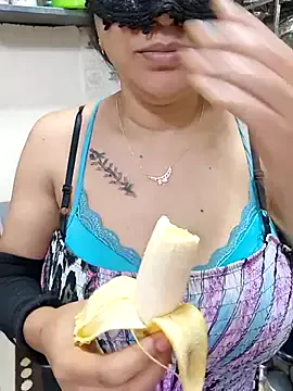 Offline RDX_COUPLE on StripChat