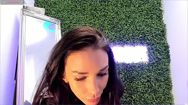 realhotfallingdevil on StripChat