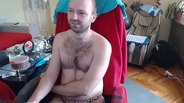 Offline RealManHaveHairy on StripChat