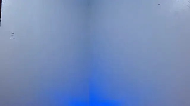 Rebecadiaz13 on StripChat