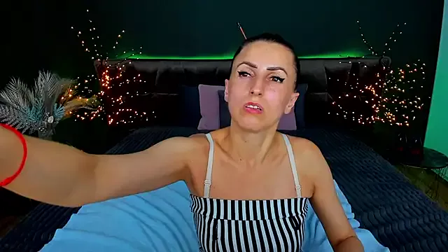 Freechat Rebecca_Diamond on StripChat