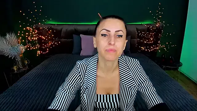 Freechat Rebecca_Diamond on StripChat