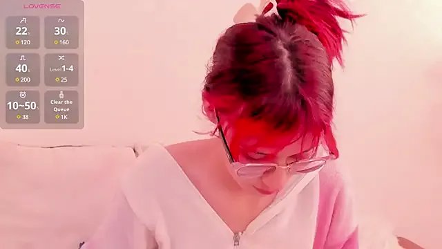 RedMeloddy on StripChat