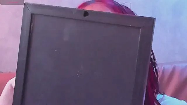 RedMeloddy on StripChat