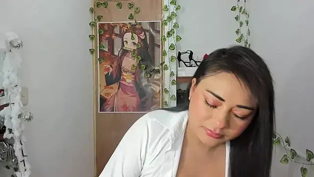 ReyleDoll on StripChat