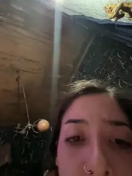 ricausuvave on StripChat