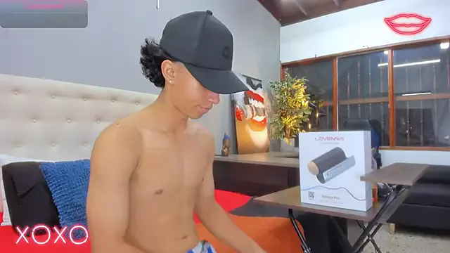 Offline ricky_backus on StripChat