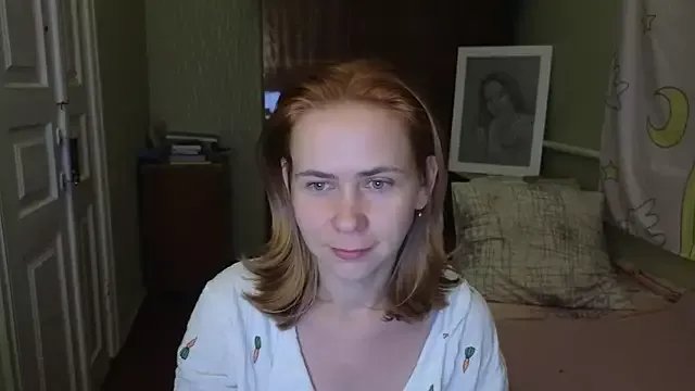 Riley_Roo on StripChat