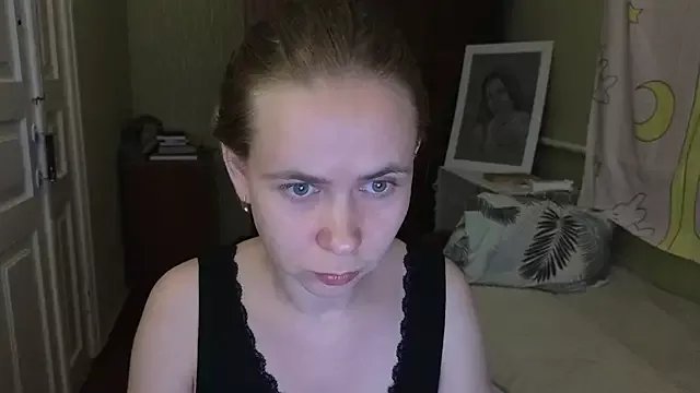 Riley_Roo on StripChat