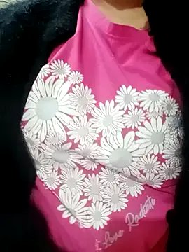 riya_reena on StripChat