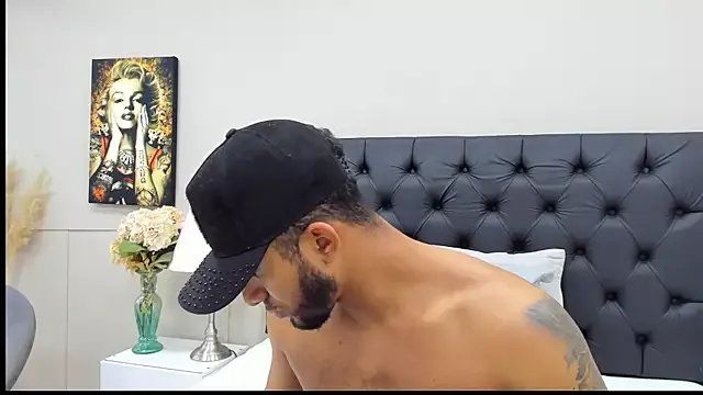 Robin_Rief on StripChat