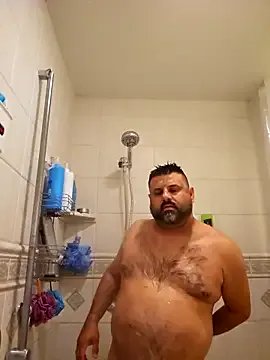 Roddog18 on StripChat