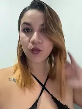 roldanmary on StripChat